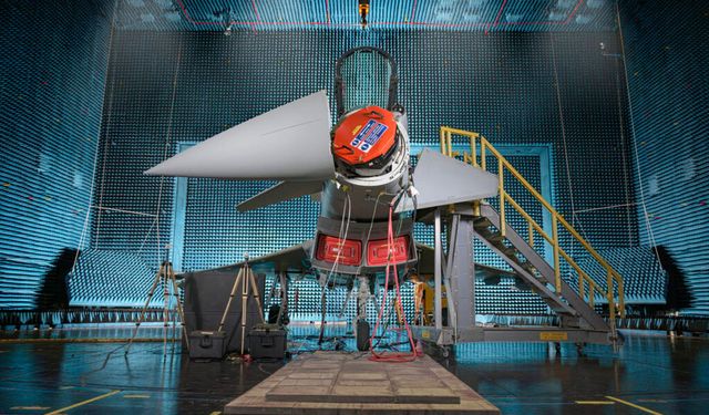 Eurofighter savaş uçaklarının yeni AESA radarı uçuşa hazır