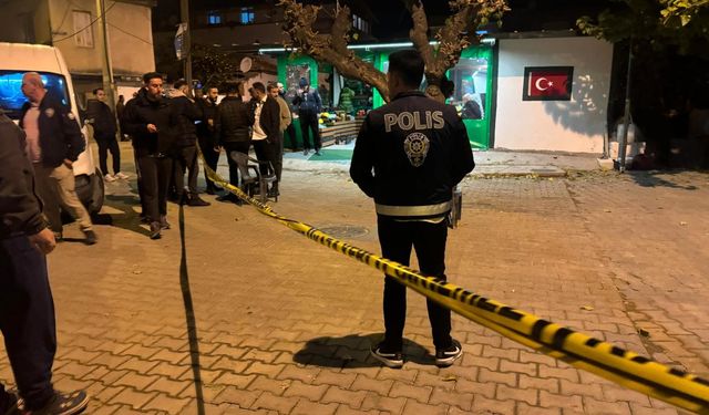 İzmir’de polislere silahlı saldırı: 2’si ağır 3 polis yaralı