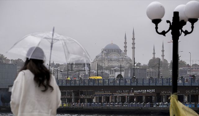 AKOM'dan İstanbul için kuvvetli rüzgar ve sağanak uyarısı