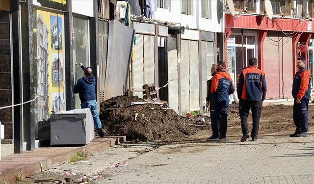 Rize'deki heyelandan etkilenen bina sakinleri yaşadıklarını anlattı