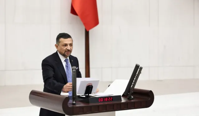 MHP'li Ahmet Erbaş: Biz trafikte korna ile değil kurallarla, sabırla ve saygıyla ilerlemek istiyoruz