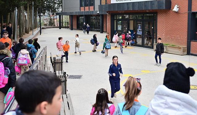 Okullarda ikinci ara tatil başladı