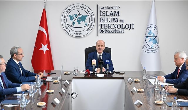 YÖK Başkanı Özvar: Gazze'deki dramı eleştirdiği için üniversitesinden atılan öğretim elemanlarına kapılarımız açıktır