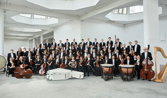 Grammy Ödüllü sanatçı Pinchas Zukerman, CRR'de konser verdi