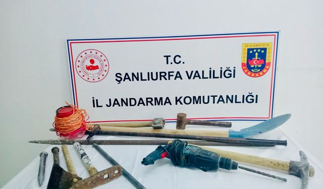 Şanlıurfa'da kaçak kazı yapan 3 zanlı suçüstü yakalandı
