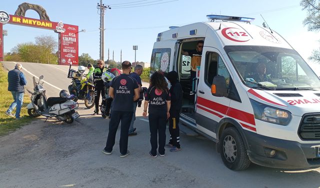 Edirne'de iki motosikletin çarpıştığı kazada 3 kişi yaralandı