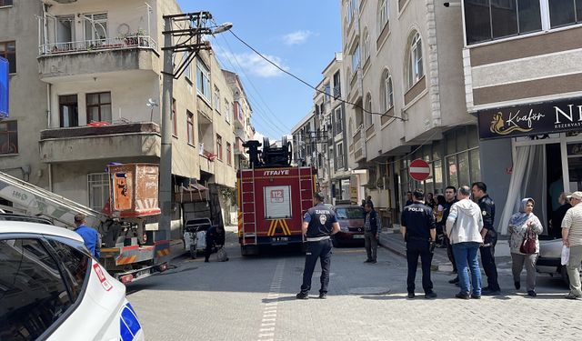 Balıkesir'de çıkan 2 ayrı ev yangınında hasar oluştu