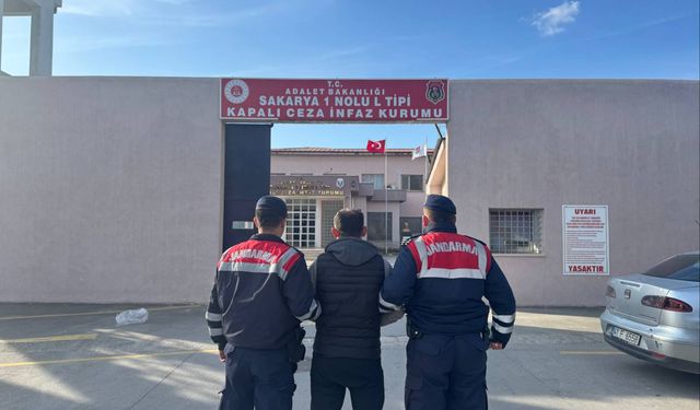 Sakarya'da silah kaçakçılığı operasyonunda 2 şüpheli tutuklandı