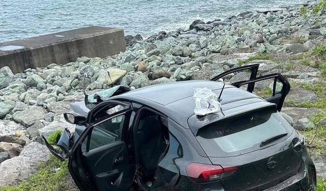 Rize'deki trafik kazasında 1 kişi hayatını kaybetti, 3 kişi yaralandı