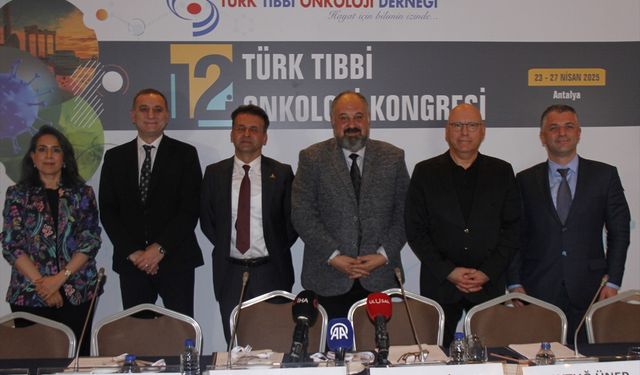 Antalya'da 12. Türk Tıbbi Onkoloji Kongresi düzenlendi