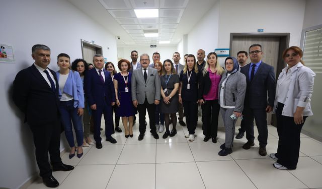 Antalya'da 80 yaş üstüne hizmet verecek beşinci merkez açıldı