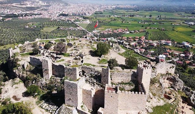Beçin Antik Kenti'ndeki kale duvarları, burçlar ve sarnıç restore edilerek ayağa kaldırıldı