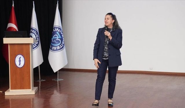 TÜBİTAK MAM Başkanı Prof. Dr. Özsoy, iklim değişikliğinin kutuplara etkisini değerlendirdi