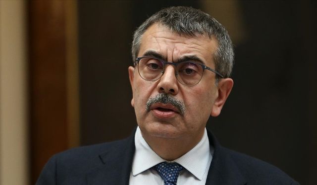 Bakan Tekin'den "okulların erken kapanacağına dair iddialara" yanıt