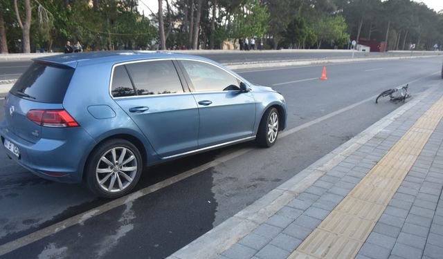 Mersin'de otomobilin çarptığı bisikletli çocuk ağır yaralandı