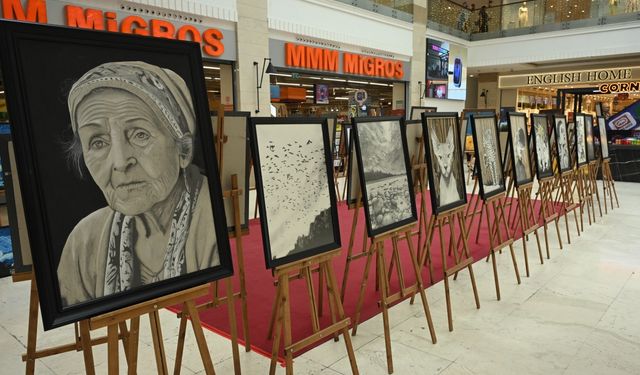 Antalya'da hükümlülerin yaptığı resimler sergilendi