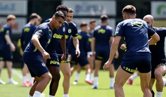 Fenerbahçe ile Başakşehir 34. Randevuda: Sarı-Lacivertli Ekip Galibiyet Arıyor