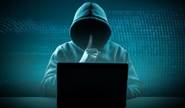 Yapay zeka asistanı gibi görünen zararlı yazılımlar kullanıcı verilerini çalıyor