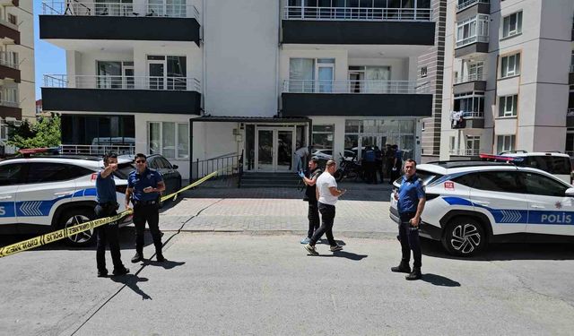 Çocukların kavgasına aileler de dahil oldu: 5’i bıçakla 6 yaralı