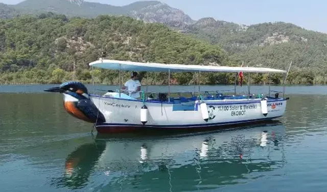 Muğla'daki Dalyan Kanalı'nda elektrikli tekne projesi