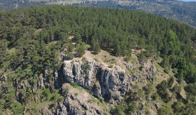 Manisa'nın "Gelin Uçtu Kayalıkları" tabiat parkı oldu