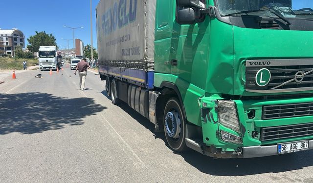 Sivas'ta tırın çarptığı yaya öldü