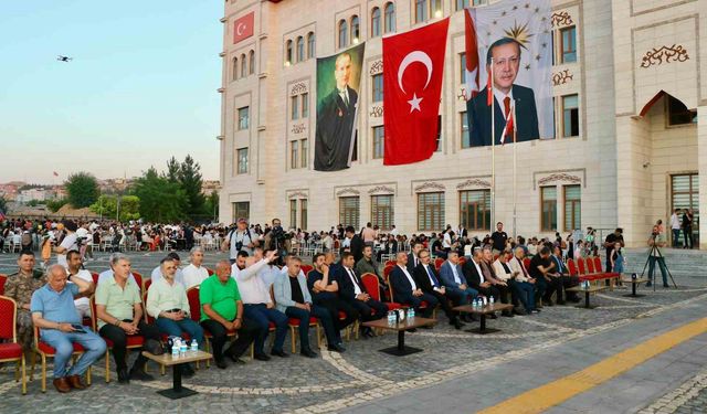 Siirt’te tayini çıkan polisler için veda programı düzenlendi