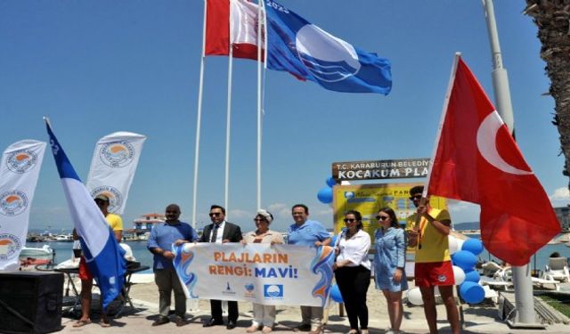 Karaburun Sahili’ne Mavi Bayrak Gururu