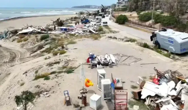 Adana'da deniz ve nehir kıyılarında kaçak yapılaşmayla mücadele sürüyor