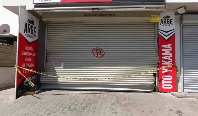 Mersin'de oto yıkamacıda 4 gencin cesedi bulundu