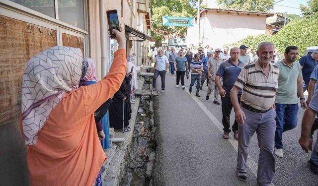 Mahalle 1 Günlüğüne Kadınlara Emanet Edildi, Erkekler Dışarı Alındı
