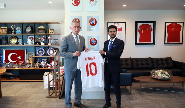 Bangladeş Gençlik ve Spor Bakanı Bhuyain, TFF Başkanı Hacıosmanoğlu'nu ziyaret etti
