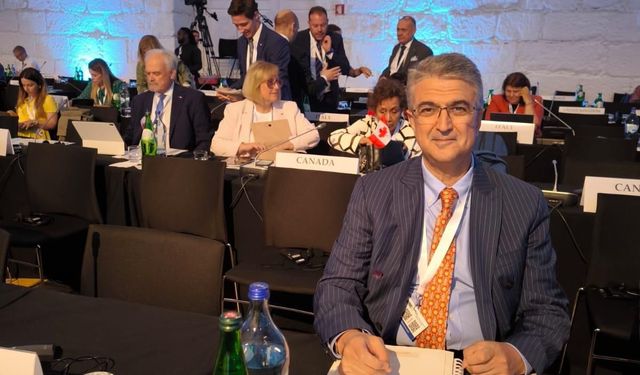 MHP’li Kamil Aydın’dan Porto’da Uluslararası Mesaj