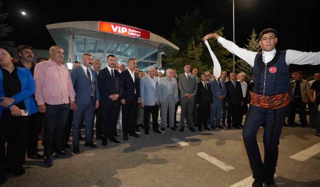 Yalçın’a Erzurum’da coşkulu karşılama
