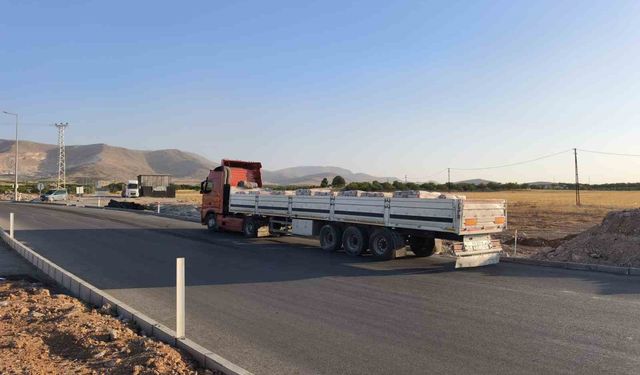 Malatya’da üç aracın karıştığı kazada 1 kişi yaralandı