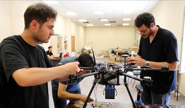 Karabük Üniversitesi öğrencileri otonom insansız hava aracı projesiyle TEKNOFEST'te yarışacak