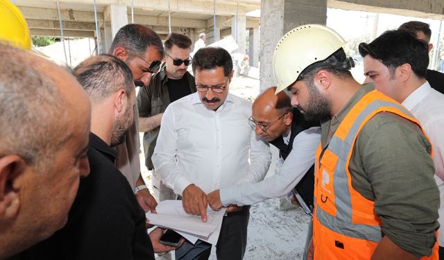 Hatay Samandağ'da kırsal afet konutlarının yapımı sürüyor
