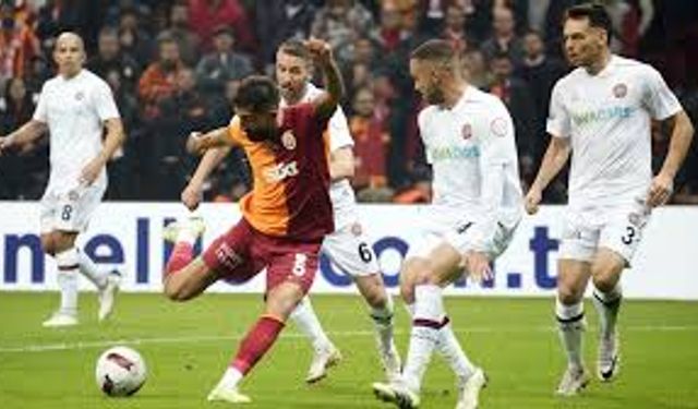 Trendyol Süper Lig: Galatasaray: 1 - Fatih Karagümrük: 0 (Maç devam ediyor)