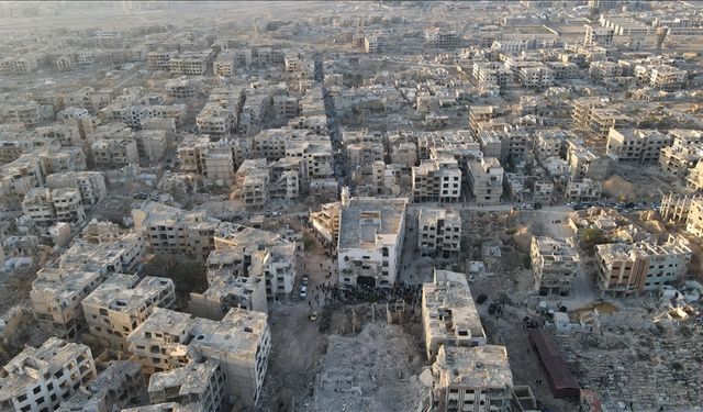 Suriyeli Nezir Hadduc, yıllar süren savaşın ardından Şam'ın Cobar bölgesindeki evine döndü