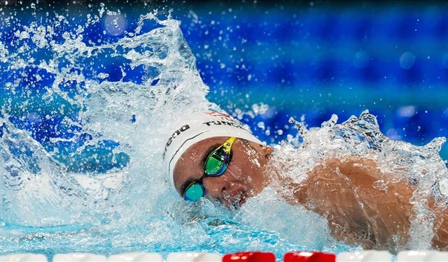 Milli yüzücü Kuzey Tunçelli, 1500 metre serbestte 2'nci kez dünya gençler şampiyonu oldu