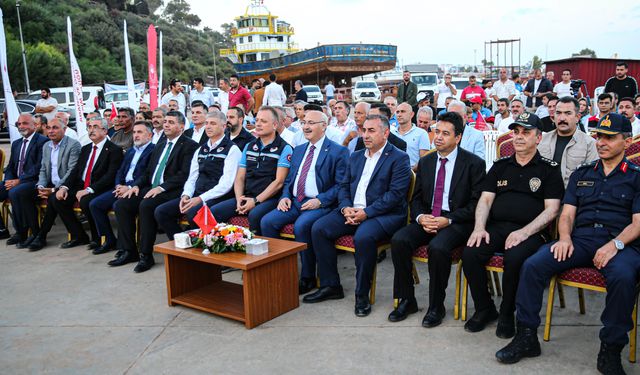 Adana'da su ürünleri av sezonunun açılışı dolayısıyla tören düzenlendi
