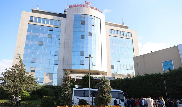 Bayrampaşa Belediyesine yönelik yolsuzluk soruşturmasında 3 şüpheli yakalandı