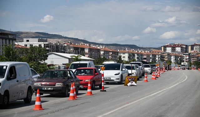 Ankaralılardan yol çalışmalarının neden olduğu trafik yoğunluğuna tepki