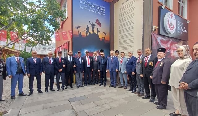 MHP'li Yurdakul, şehit aileleri ve gaziler ile bir araya geldi