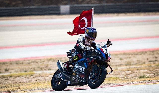 2025 Dünya Superbike şampiyonu Toprak Razgatlıoğlu yurda döndü