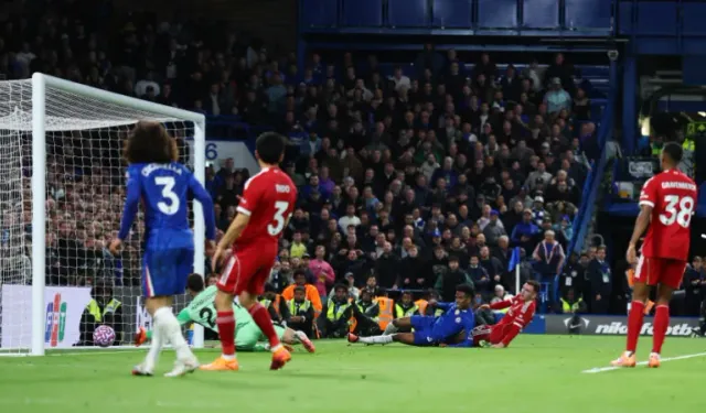 Liverpool, 90+5. dakikada yediği golle Chelsea'ye 2-1 yenildi