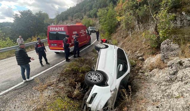 Balıkesir’de direksiyon hakimiyetini kaybeden sürücü kaza yaptı
