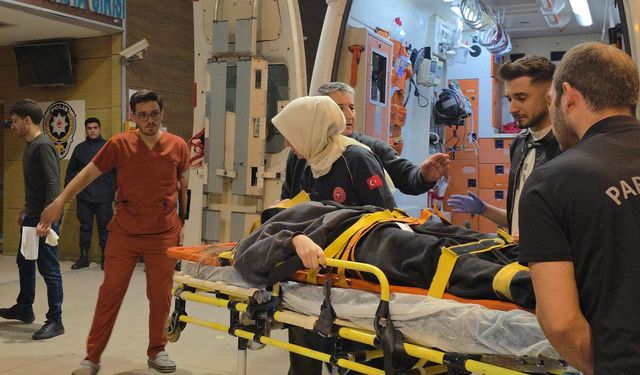 Bursa'da çamaşır asarken terastan düşen genç kız ağır yaralandı