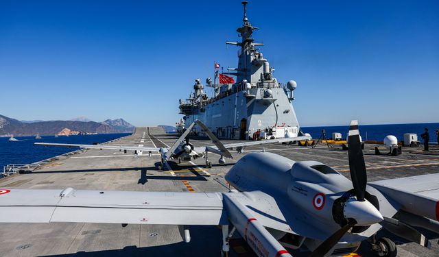 Milli SİHA'lar DENİZKURDU-I/2025 Tatbikatı'nda gövde gösterisi yaptı