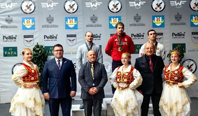 Milli halterci Yusuf Fehmi Genç, Avrupa şampiyonu oldu